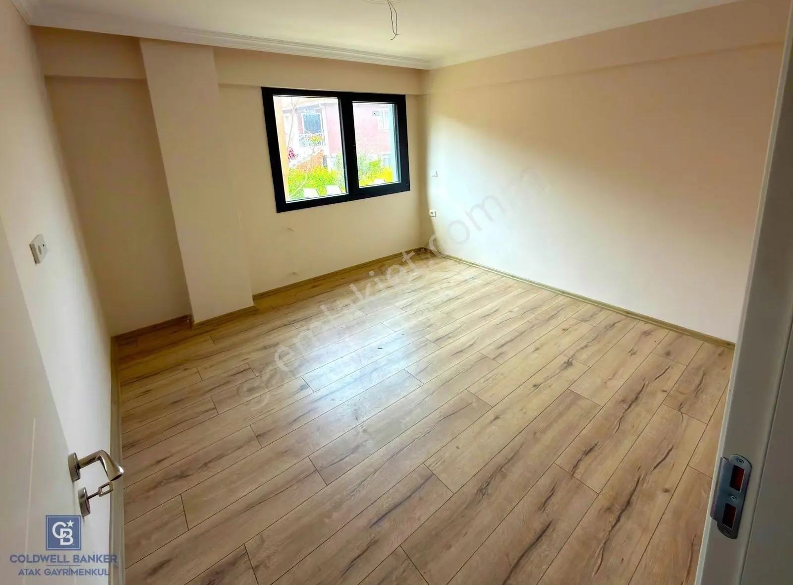 Foça Bağarasında 3+1 Dubleks | 3 Banyo | Mini Villa Konsepti - Görsel 2