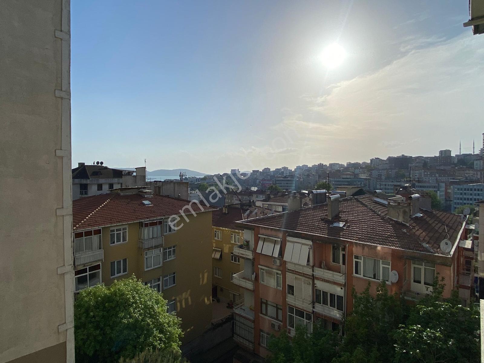 Focus Emlak Güvencesiyle Marmaraya 5 Dk ,geniş ,yenilenmiş ,3+1 - Görsel 15
