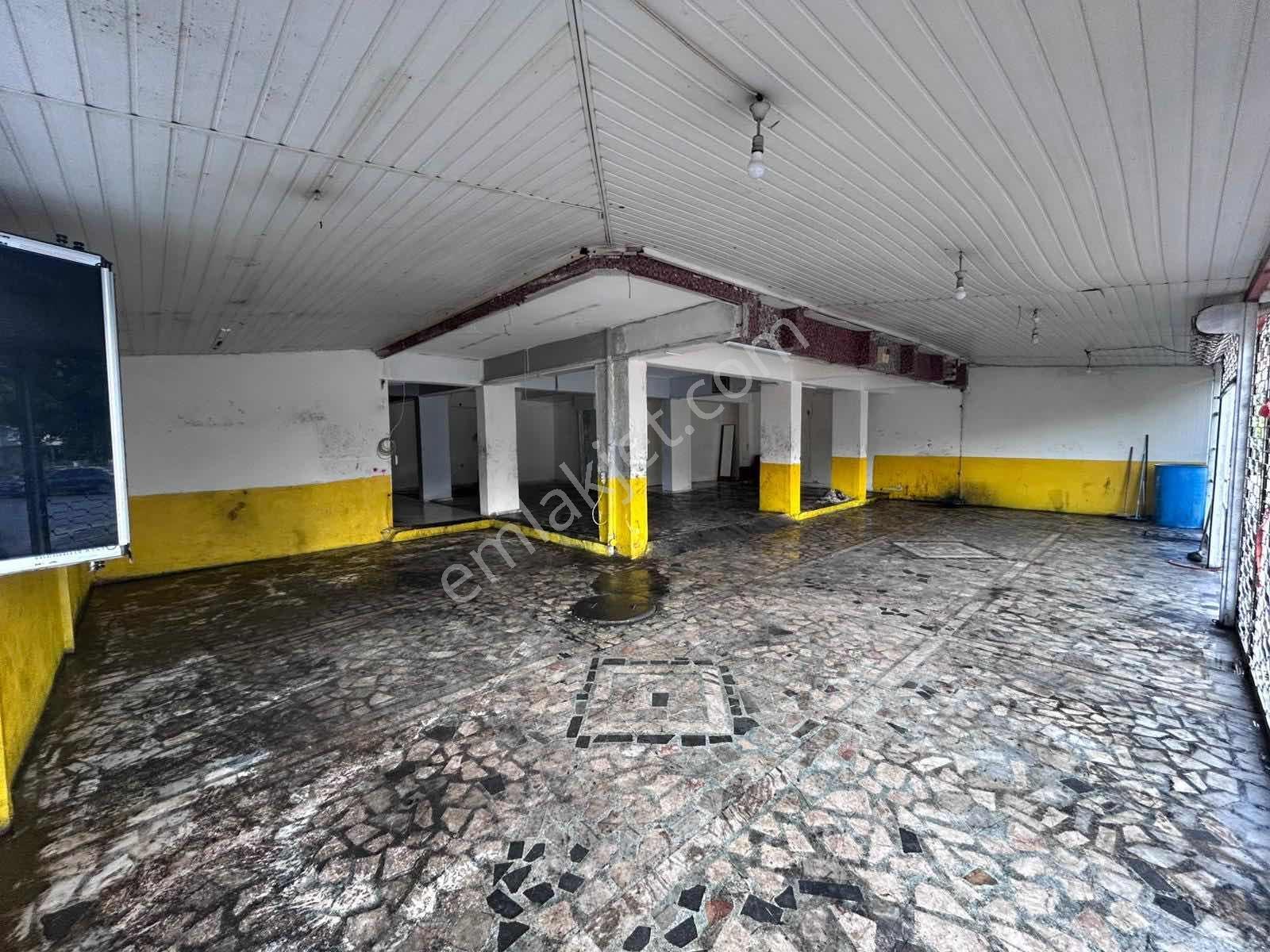 Gündoğdu Kent Meydanı Yanı Kiralık Dükkan - Görsel 2