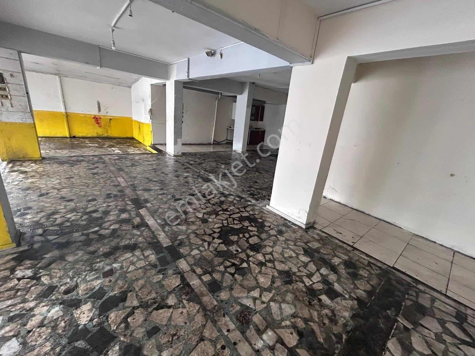 Gündoğdu Kent Meydanı Yanı Kiralık Dükkan - Görsel 4