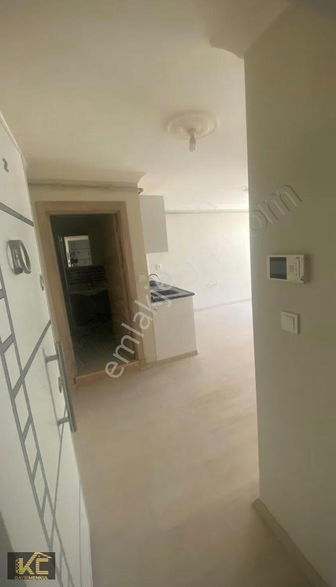 Kc 'den Kasaplar Mh.nef Karşısında Eşyasız 1+1 Kiralık Daire - Görsel 4