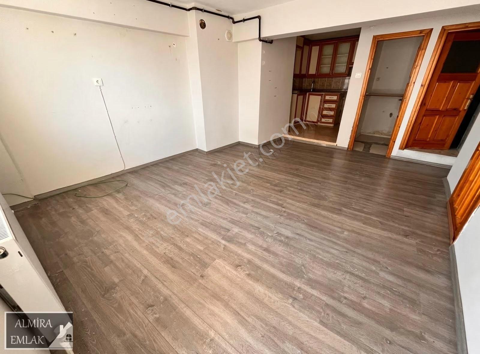 Buca İşçi Evleri Yakını 2+1 Köşe Doğalgazlı Satılık Daire - Görsel 7