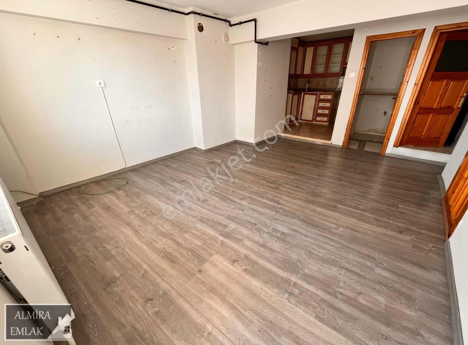 Buca İşçi Evleri Yakını 2+1 Köşe Doğalgazlı Satılık Daire - Görsel 12
