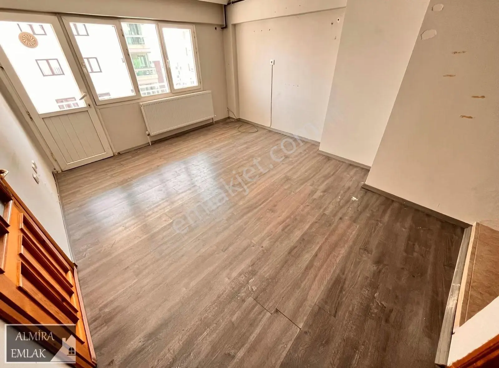 Buca İşçi Evleri Yakını 2+1 Köşe Doğalgazlı Satılık Daire