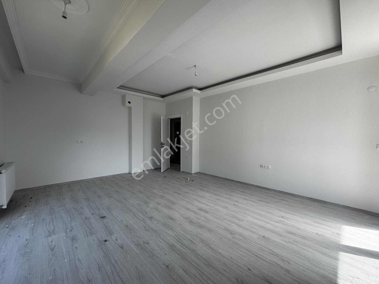 Denize 200 Metre Mesafede Sıfır 2+1 (90m2) (eminevim Uygunluğu) - Görsel 4