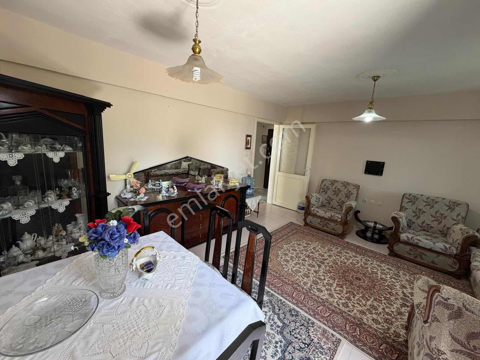Türker Emlak 3+1 110 M2 Önü Açık Bakımlı Ara Kat Çift Balkon - Görsel 30
