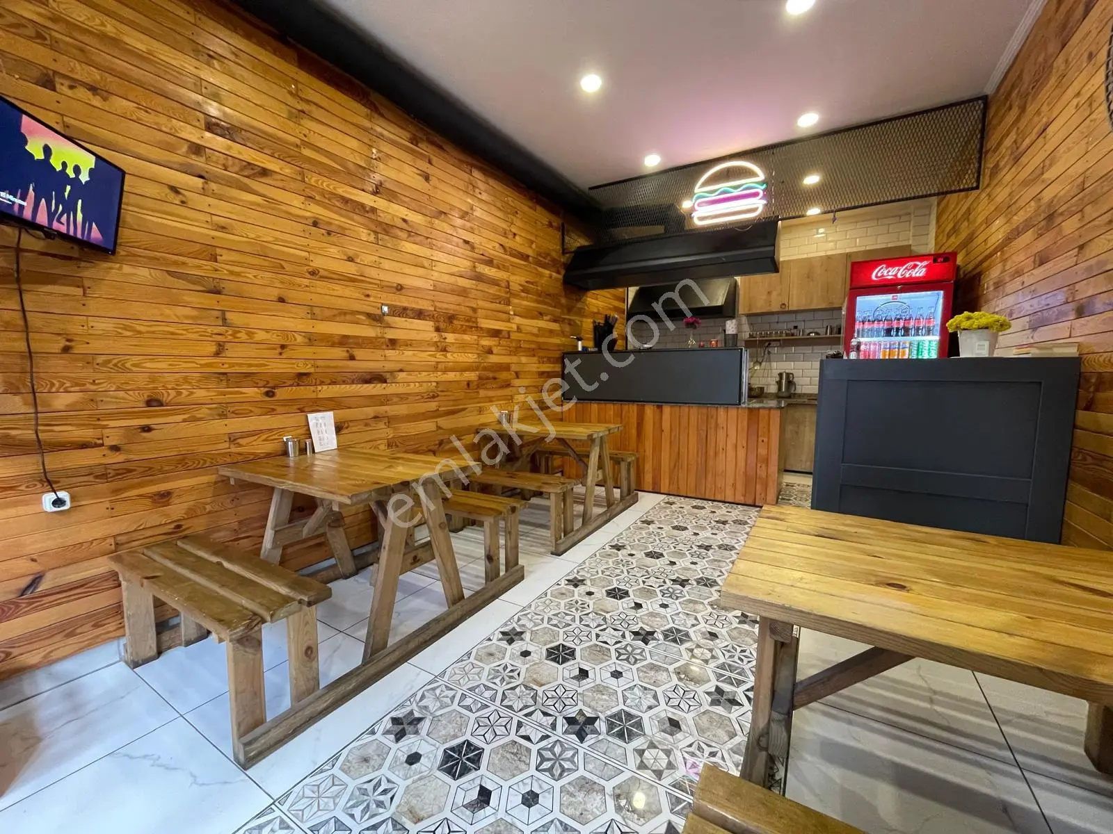 Çarşı Merkez Devren Kiralık Fast Food Dükkanı
