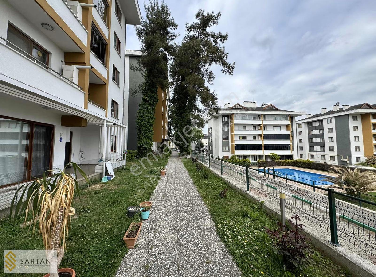 Kayapa Çamlık'ta Bulvara Cephe Site İçi 4+1 Geniş Daire - Görsel 35