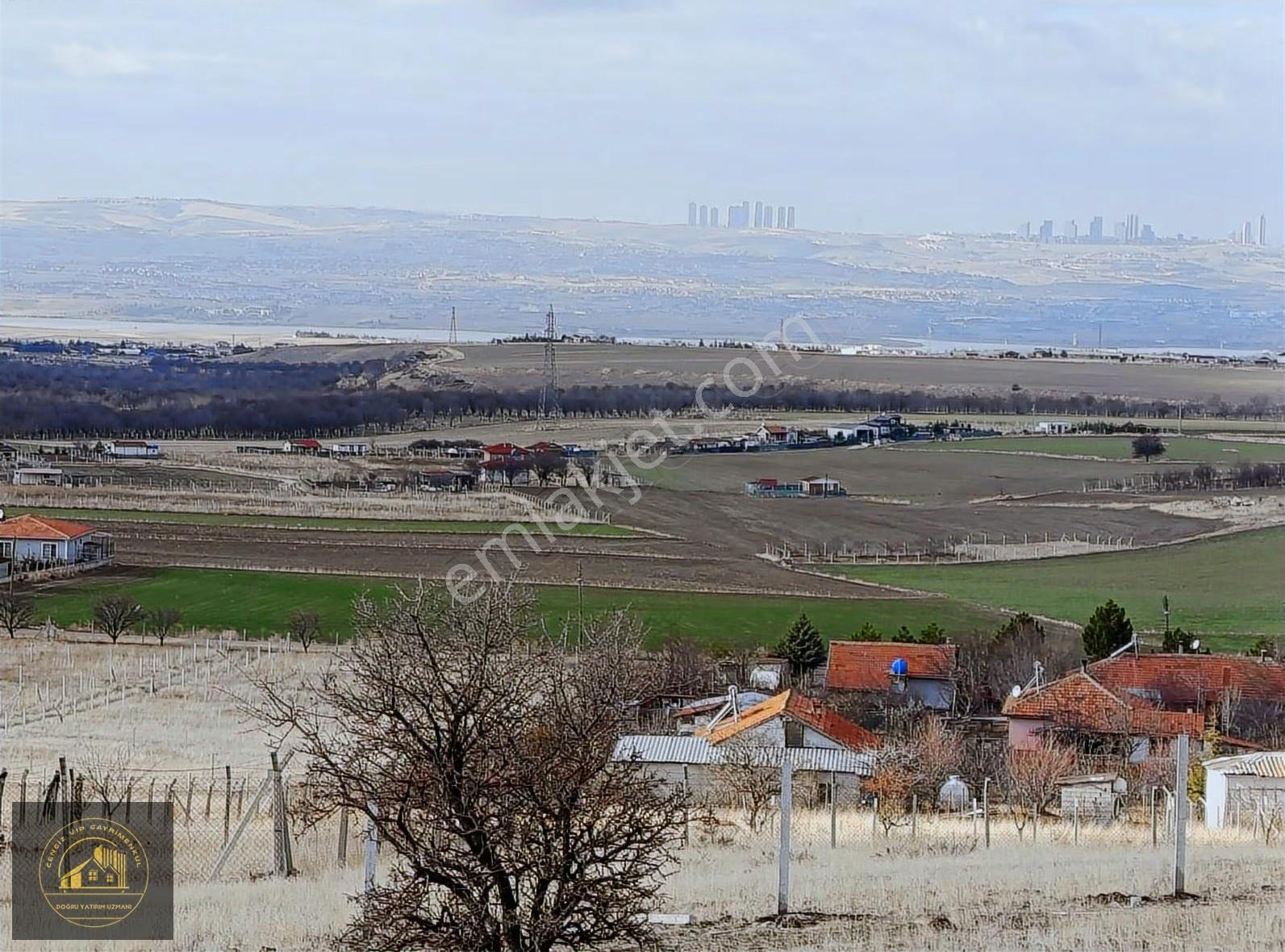 Yurtbeyi Toki Bitişiğinde Göl Manzaralı Satılık - Görsel 5