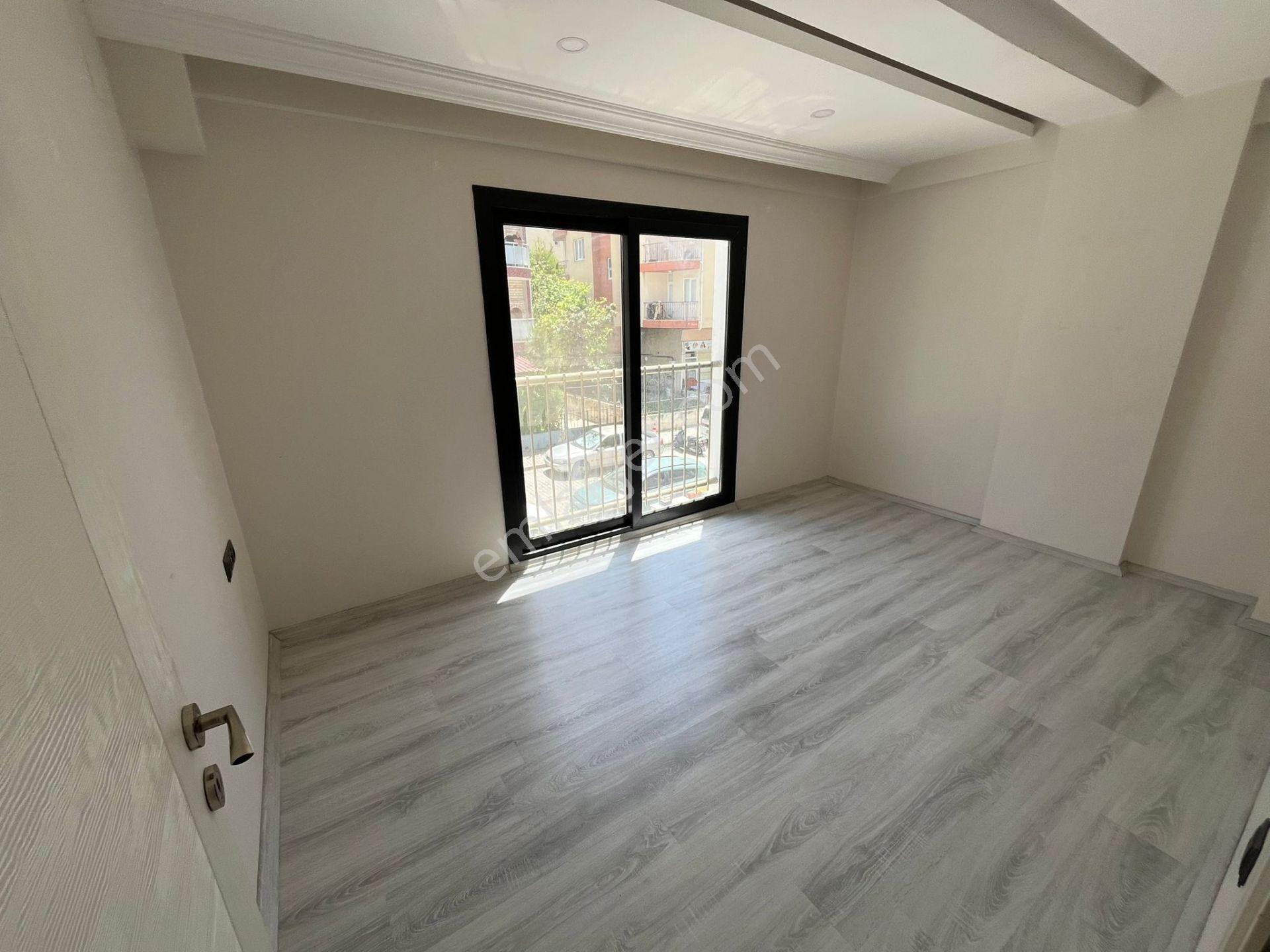 Kuşadası Merkezde Yeni Bina 2+1 Kiralık - Görsel 14