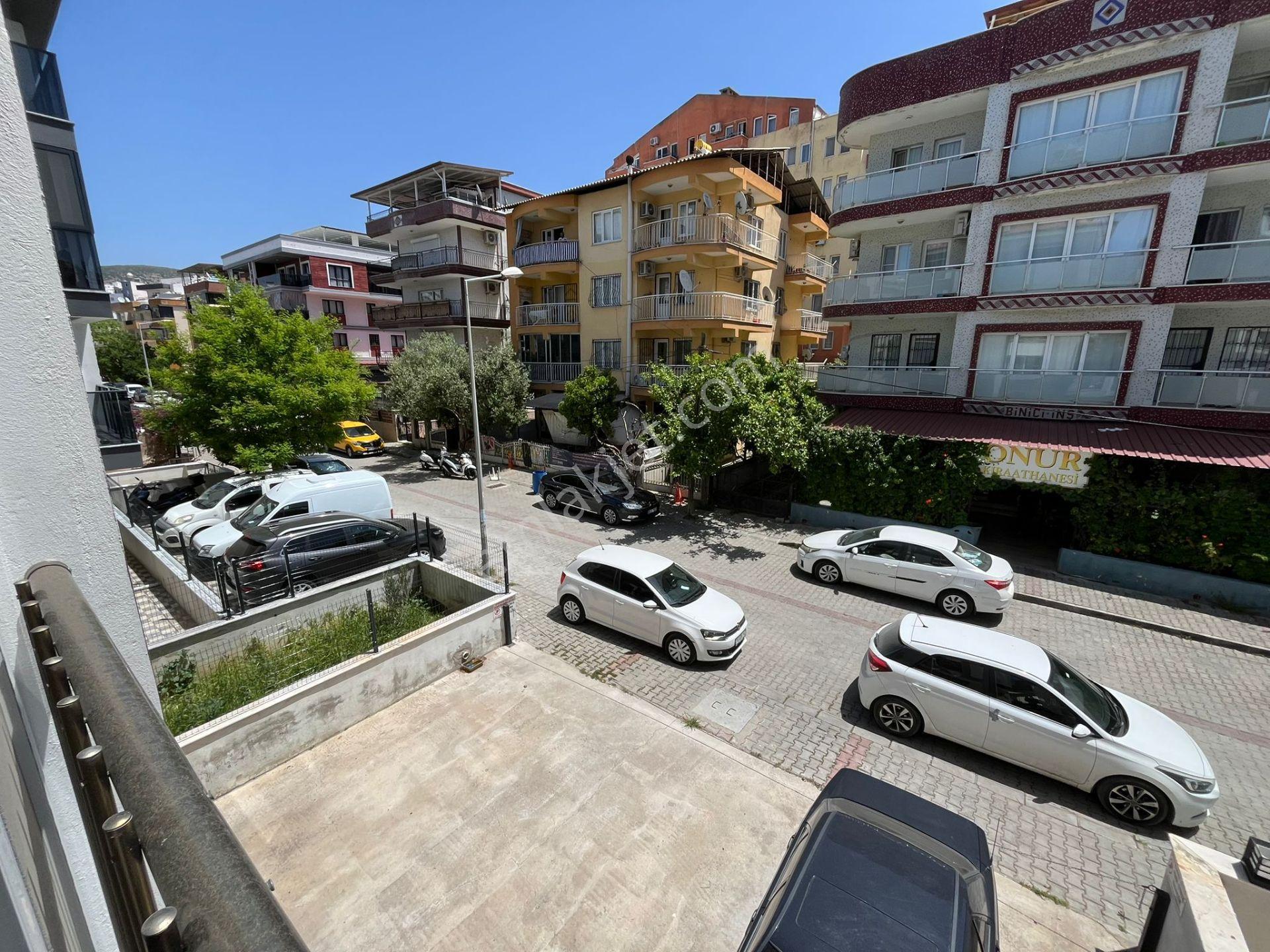 Kuşadası Merkezde Yeni Bina 2+1 Kiralık - Görsel 6