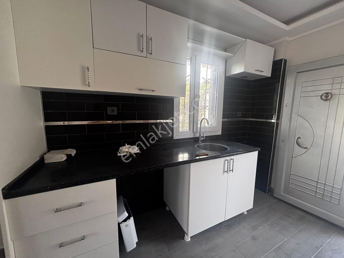 Acil Satılık Kuşadasın Da Deniz Manzaralı 3+2 Villa - Görsel 16