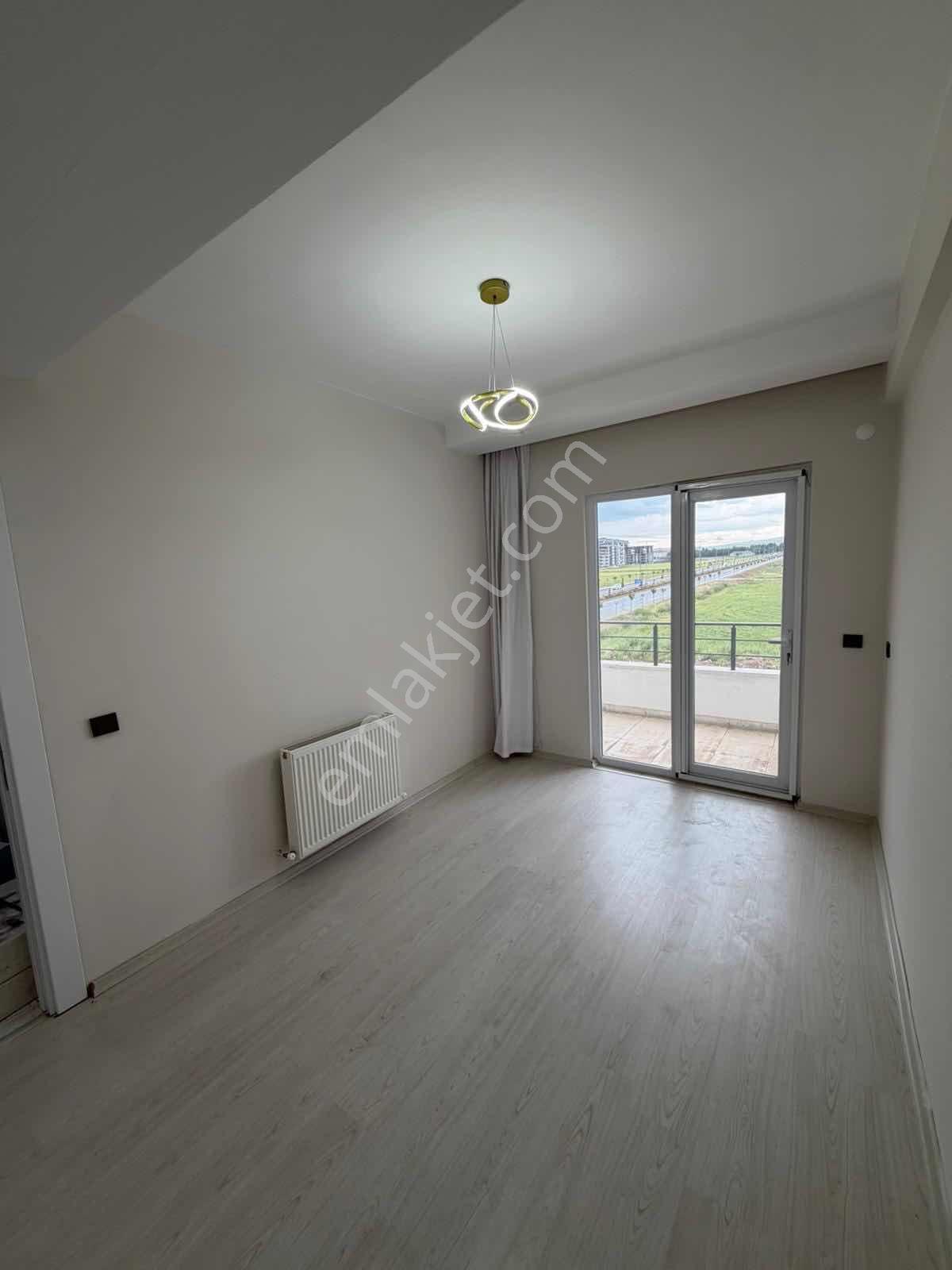 Hasankeyf Yol Üzeri Royal Premium Da Satılık Eşaylı 3.5+1 Daire - Görsel 18