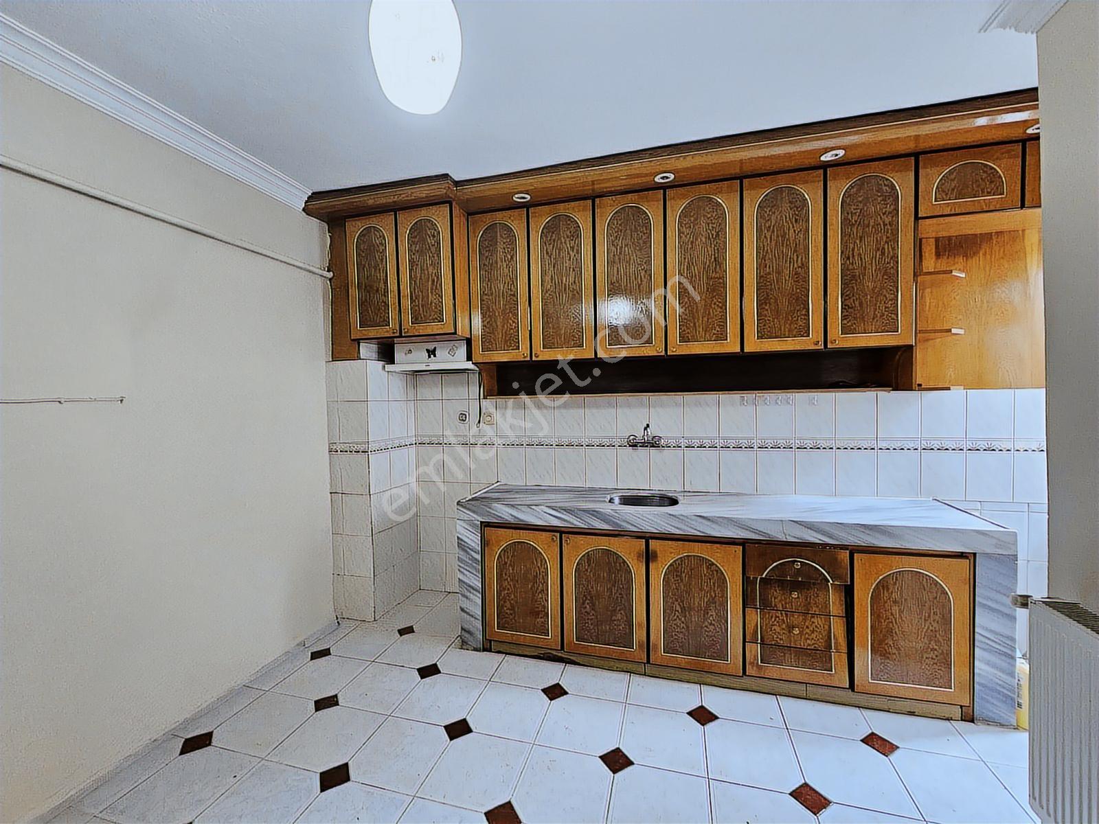 Çiftehavuzlar Mahallesi Satılık 5 Katlı Komple Bina - Görsel 24