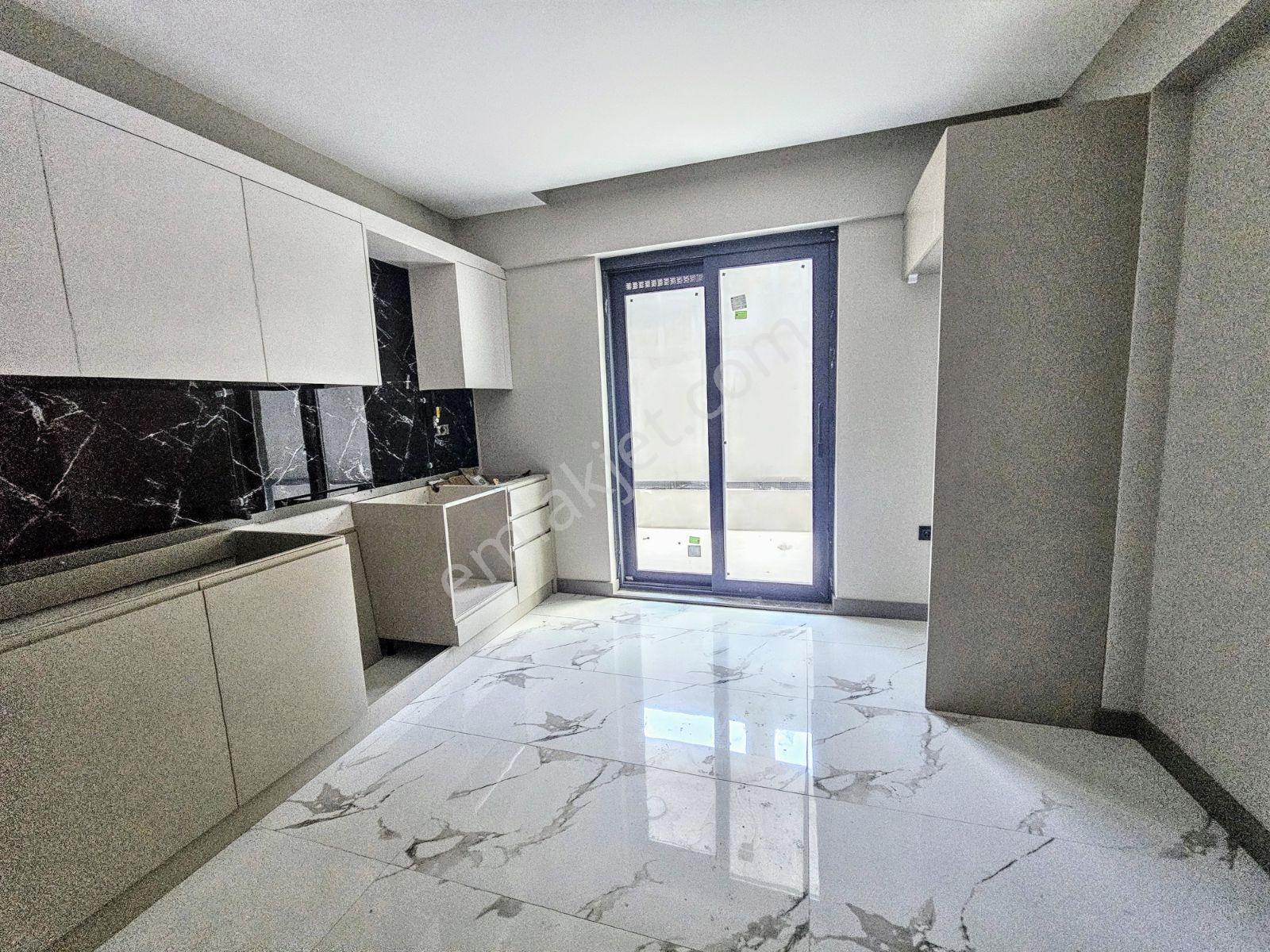 İhsaniye Cumhuriyet Mahallesi Satılık 3+1 Bahçe Katı Daire - Görsel 16