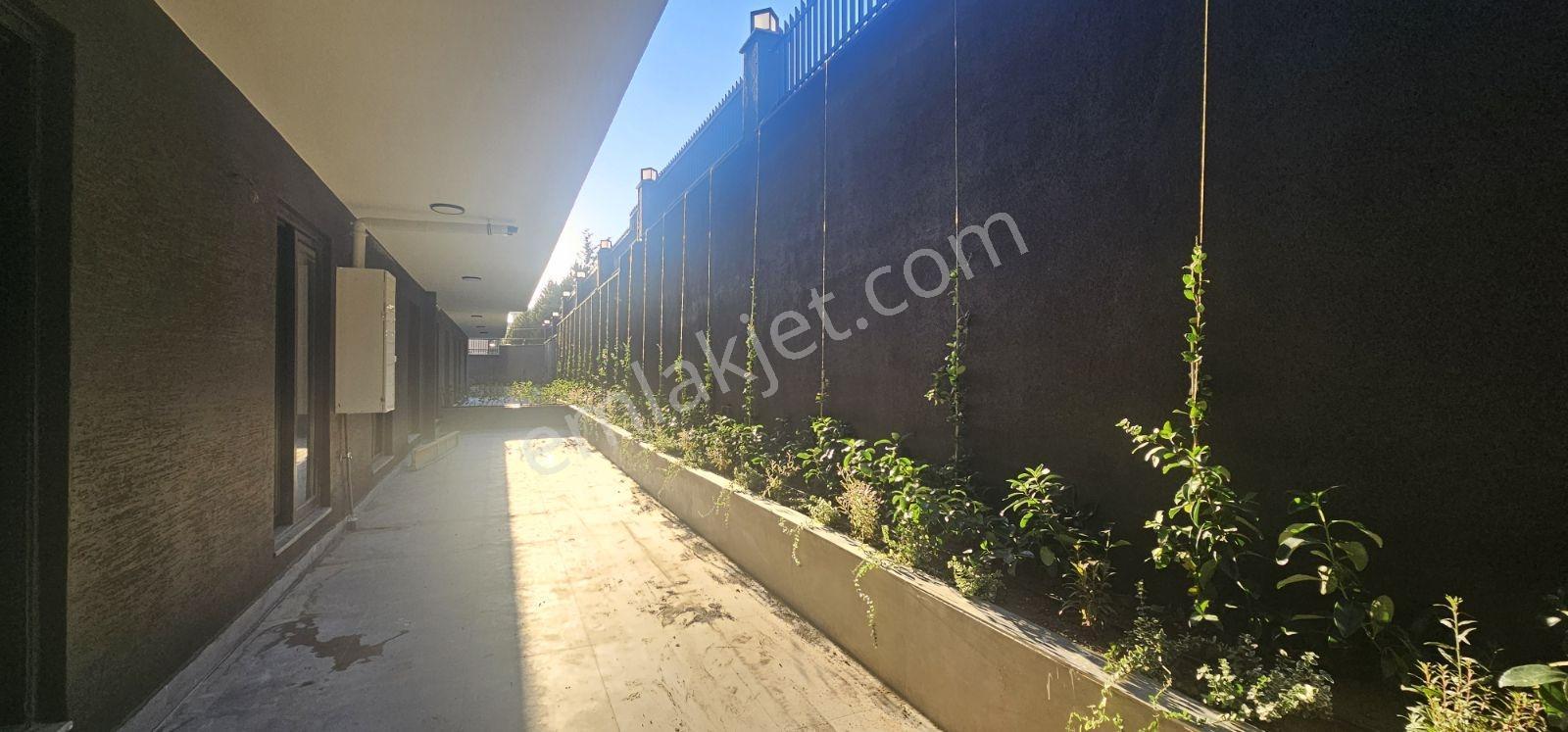 İhsaniye Cumhuriyet Mahallesi Satılık 3+1 Bahçe Katı Daire - Görsel 33