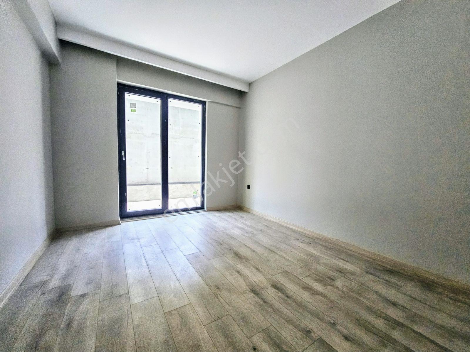 İhsaniye Cumhuriyet Mahallesi Satılık 3+1 Bahçe Katı Daire - Görsel 13