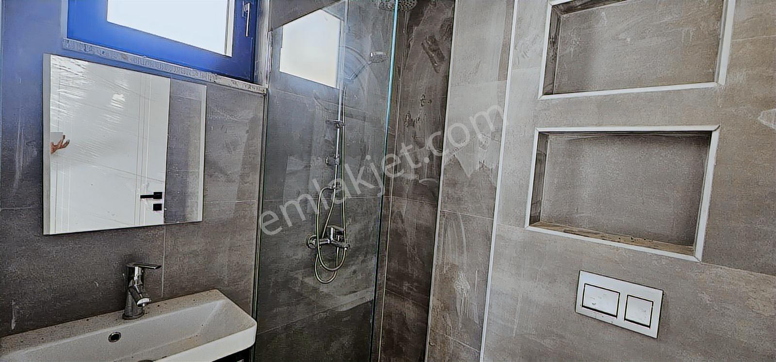 Gümüştepe'de Müstakil 5+1 Kiralık Villa - Görsel 31