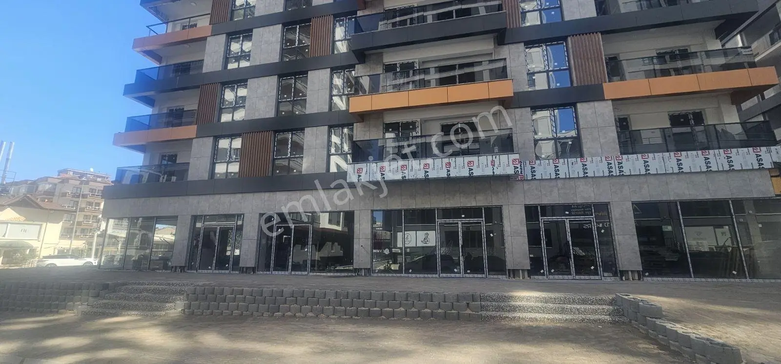 Fsm Bulvarı Yakını Kiralık 45+30 M² Dükkan - Görsel 6