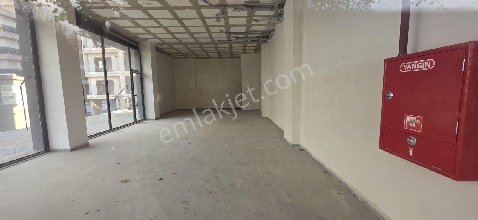 Korupark Yanı Okul Caddesinde 100 M² Kiralık Dükkan - Görsel 11