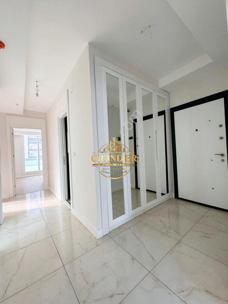 Mezitli Merkezde Çift Banyolu Kiralık 2+1 Teraslı - Görsel 7