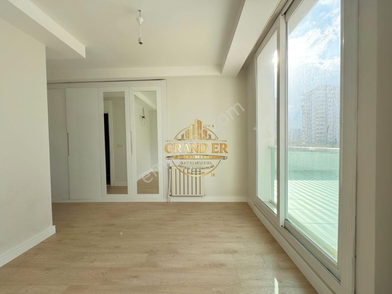 Mezitli Merkezde Çift Banyolu Kiralık 2+1 Teraslı - Görsel 17