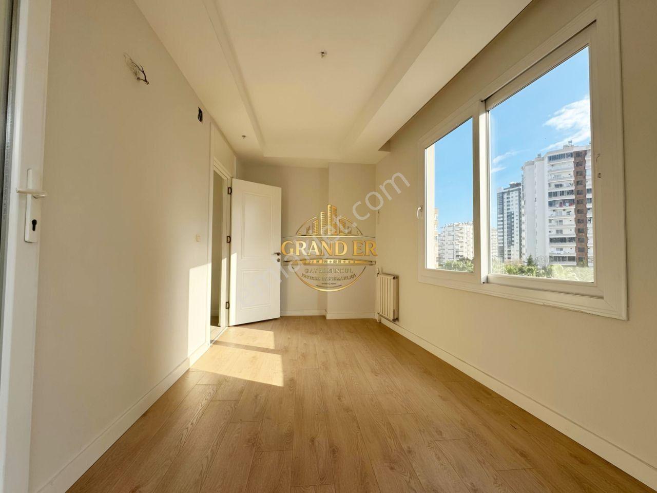 Mezitli Merkezde Çift Banyolu Kiralık 2+1 Teraslı - Görsel 20