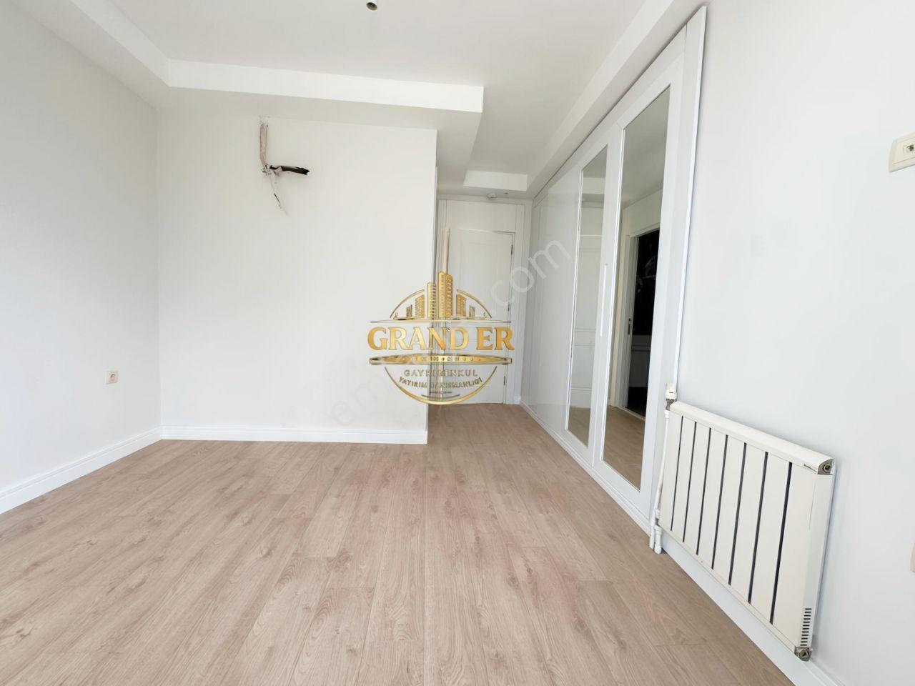 Mezitli Merkezde Çift Banyolu Kiralık 2+1 Teraslı - Görsel 25