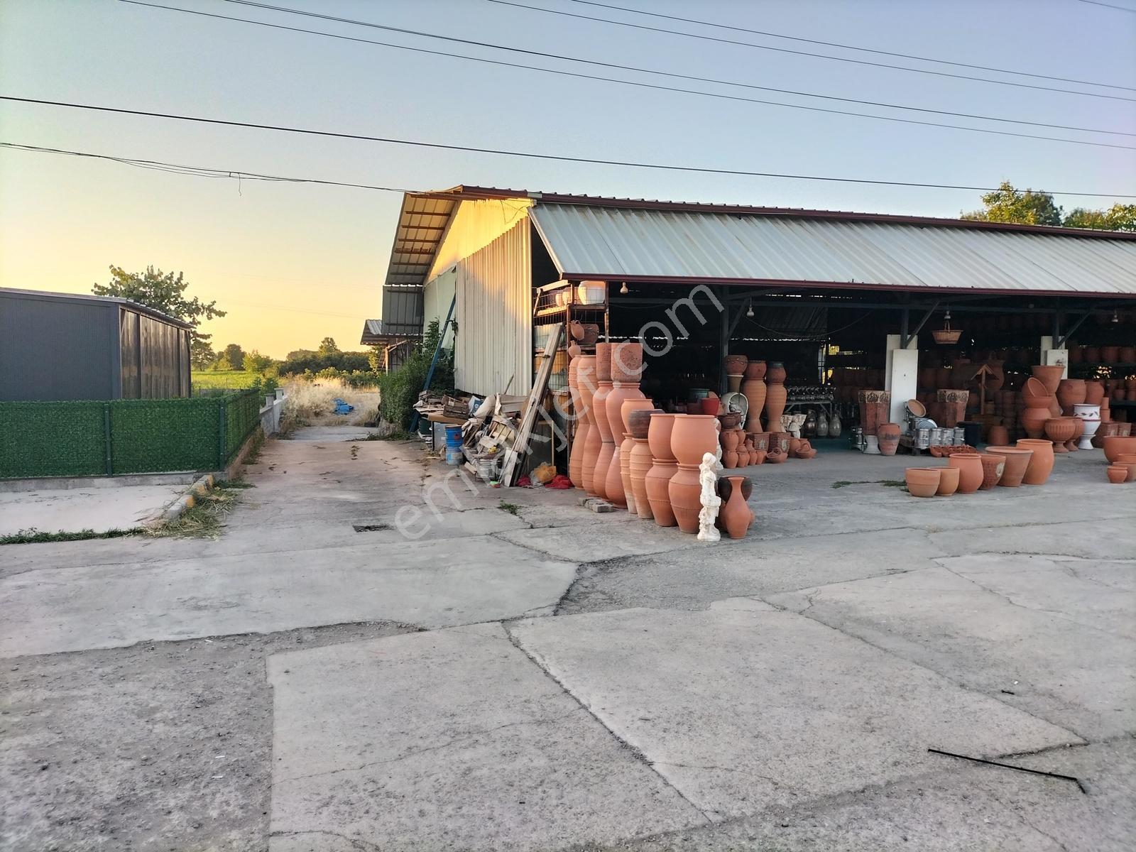 Yılmaz Mega'dan E-5 Kenarı Kiralık Depo - İmalathane - Görsel 9