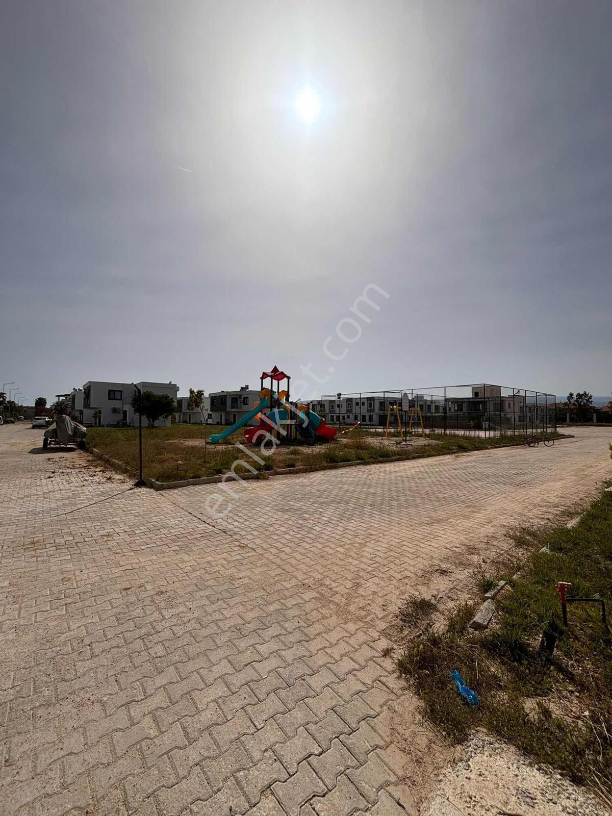 *kum Mahallesi Havuzlu-denize 700 Metre Uzaklıkta - Görsel 8