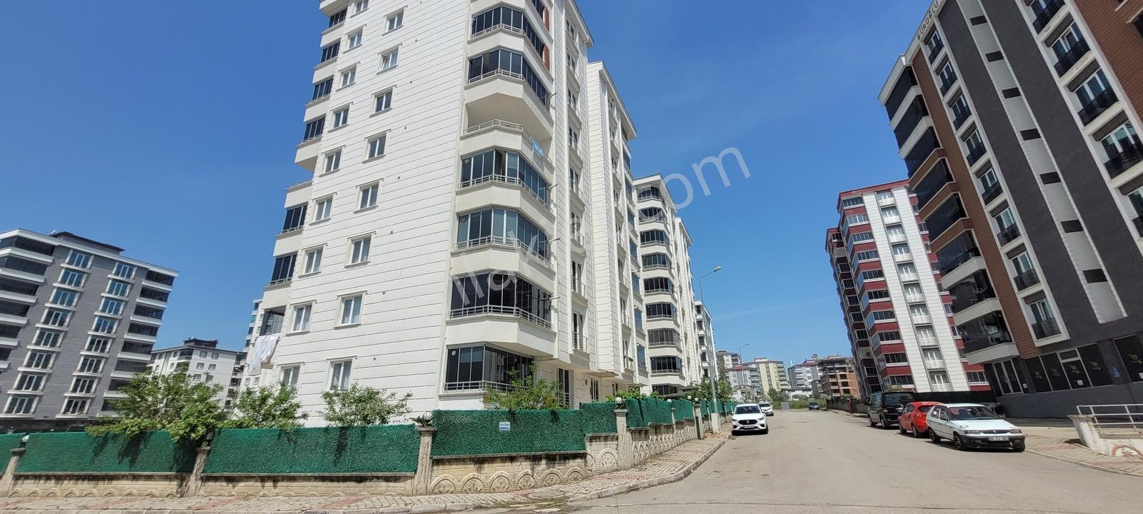 Mavi Atlas'tan İlkadım Kışla Da Satılık 3+1 Daire