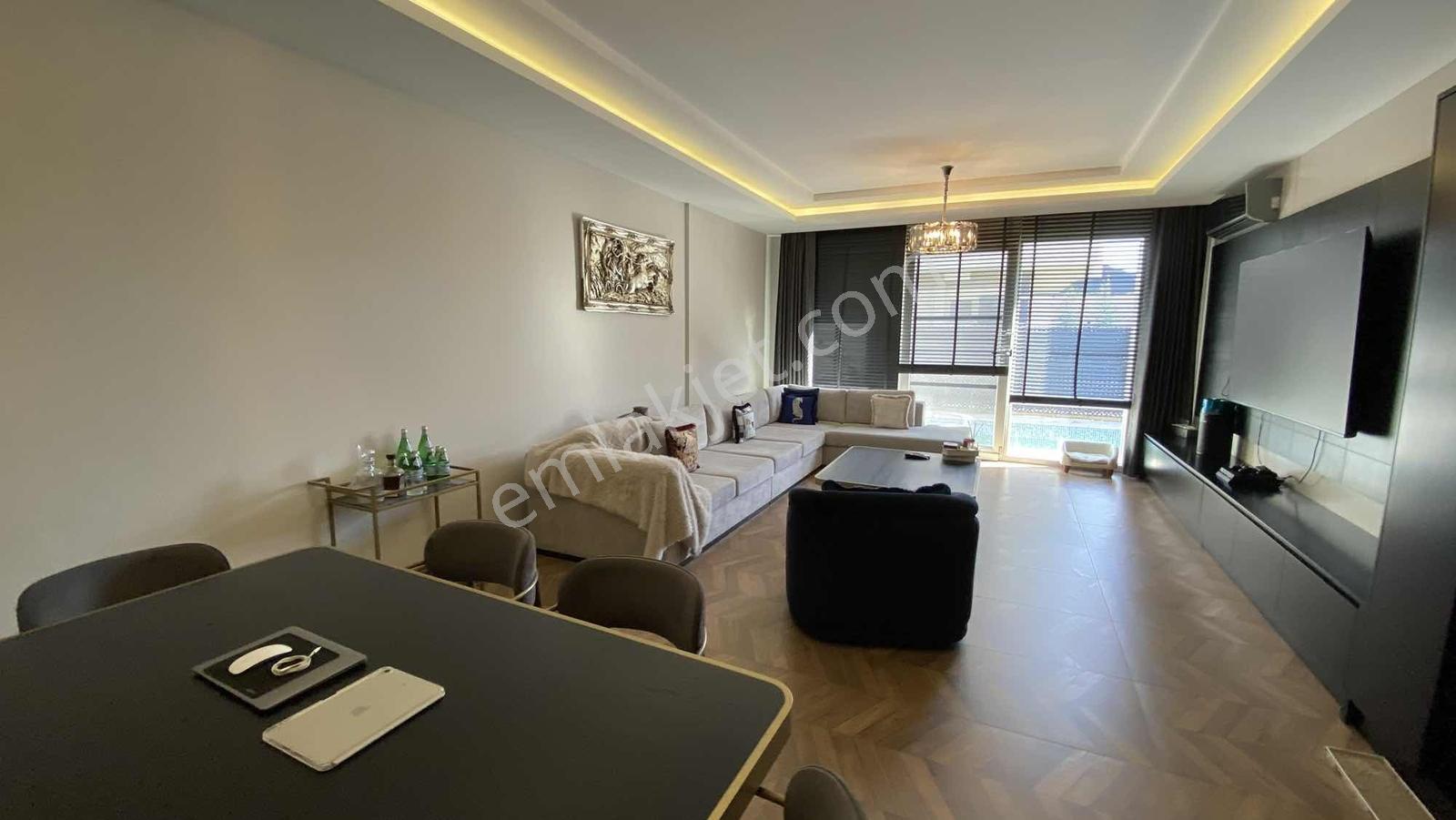 Güzelce De Gül İnşaat Kalitesiyle Deniz Manzaralı Havuzlu Villa - Görsel 2