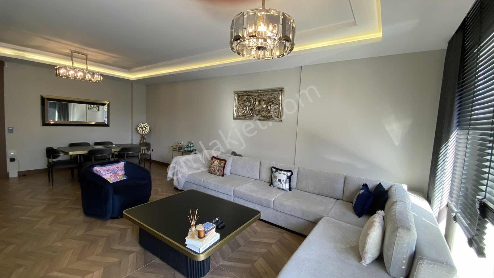 Güzelce De Gül İnşaat Kalitesiyle Deniz Manzaralı Havuzlu Villa - Görsel 3