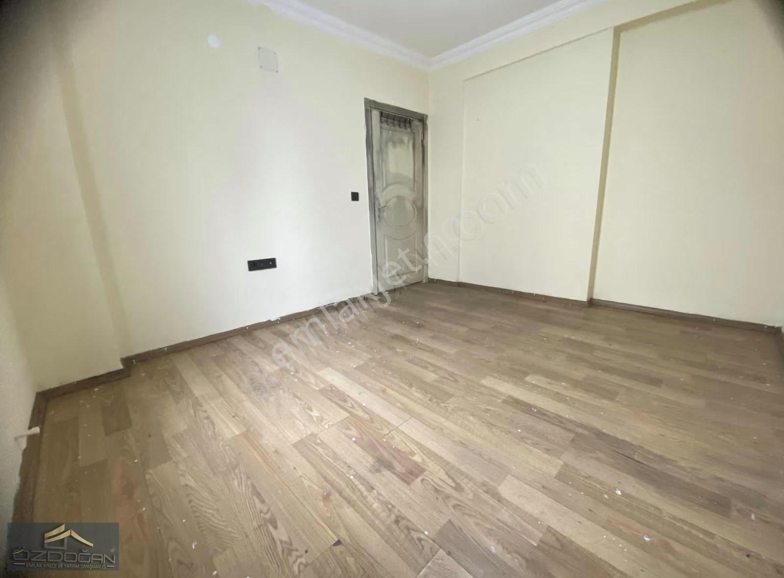 Kuzeyyaka Mahallesinde 1+1 Ayrı Mutfaklı Banyo-wc Ayrı Giriş Kat - Görsel 5