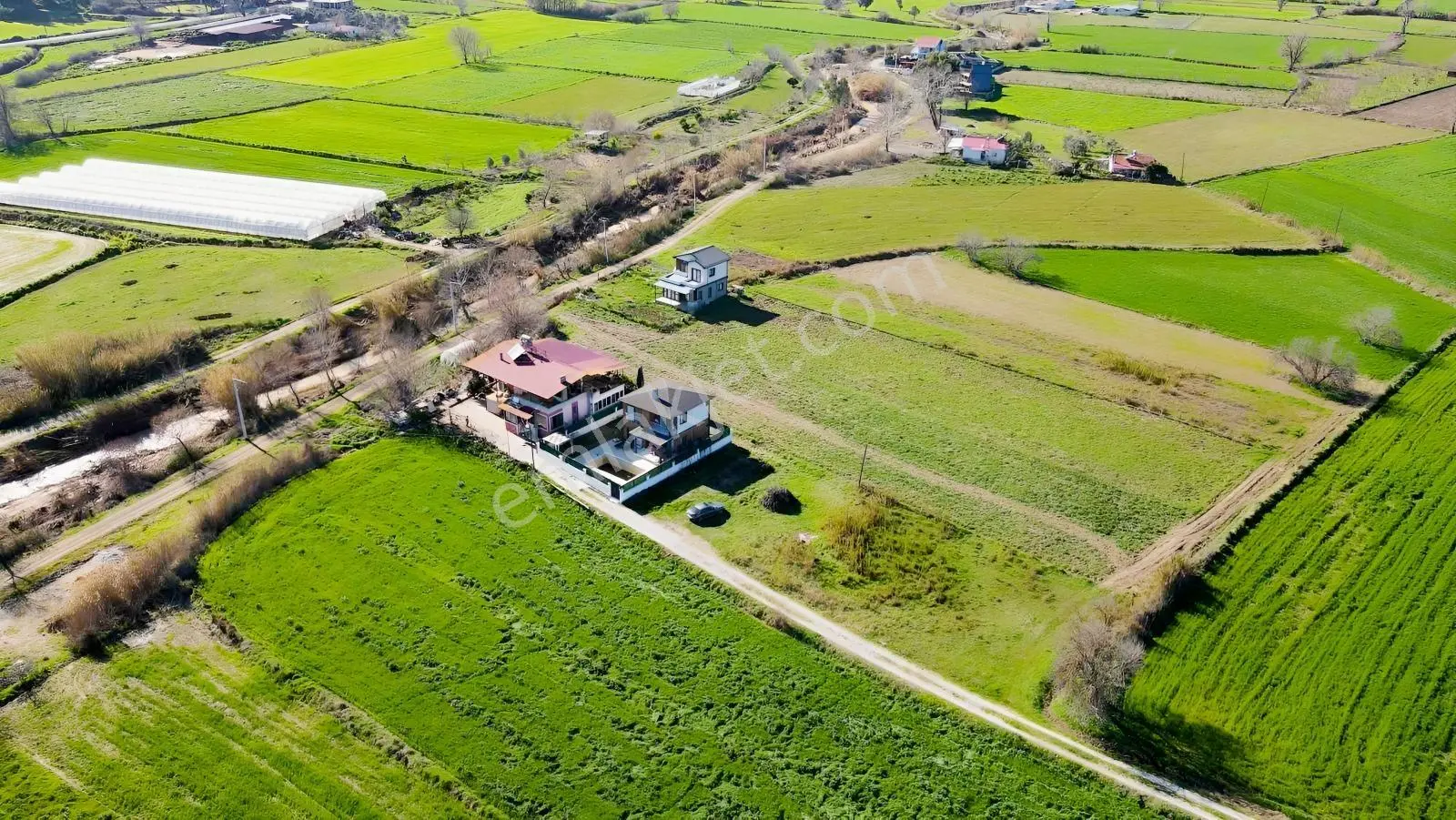 Muğla Seydikemer Uğurlu'da Satılık 2416m2 Tarla - Görsel 2