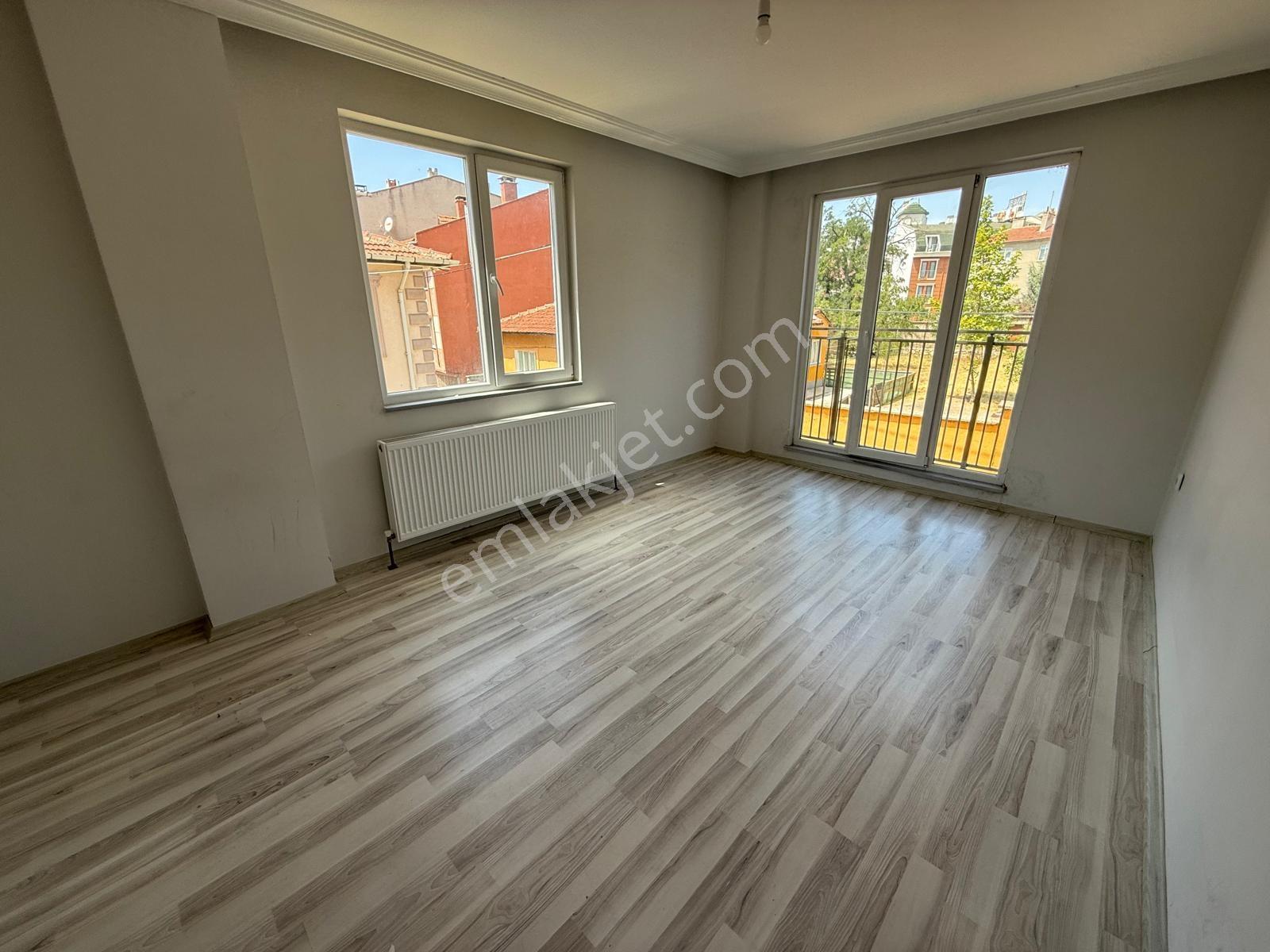 Edirne Saraçlara Yürüme Mesafesinde Sıfır Ayarında Kiralık 1+1 - Görsel 3