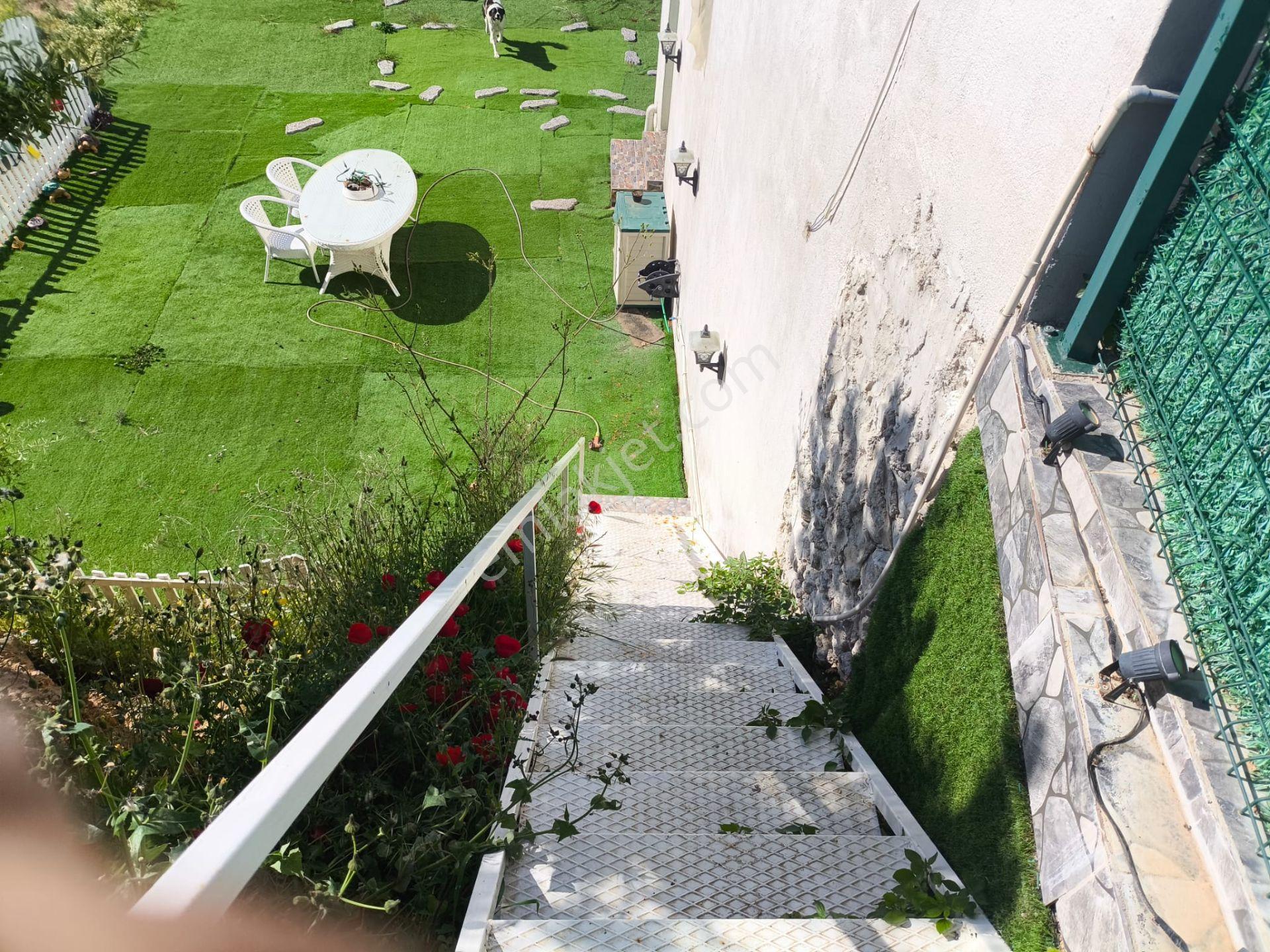 Seferihisar Beyler Köyü’nde Oturmaya Hazır Müstakil Köy Evi - Görsel 18