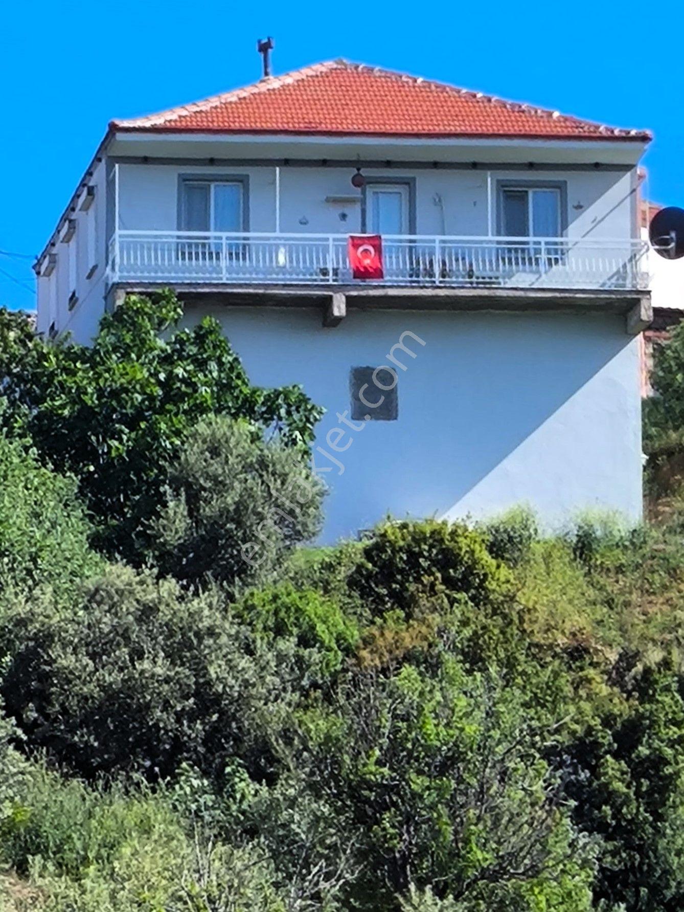 Seferihisar Beyler Köyü’nde Oturmaya Hazır Müstakil Köy Evi - Görsel 6