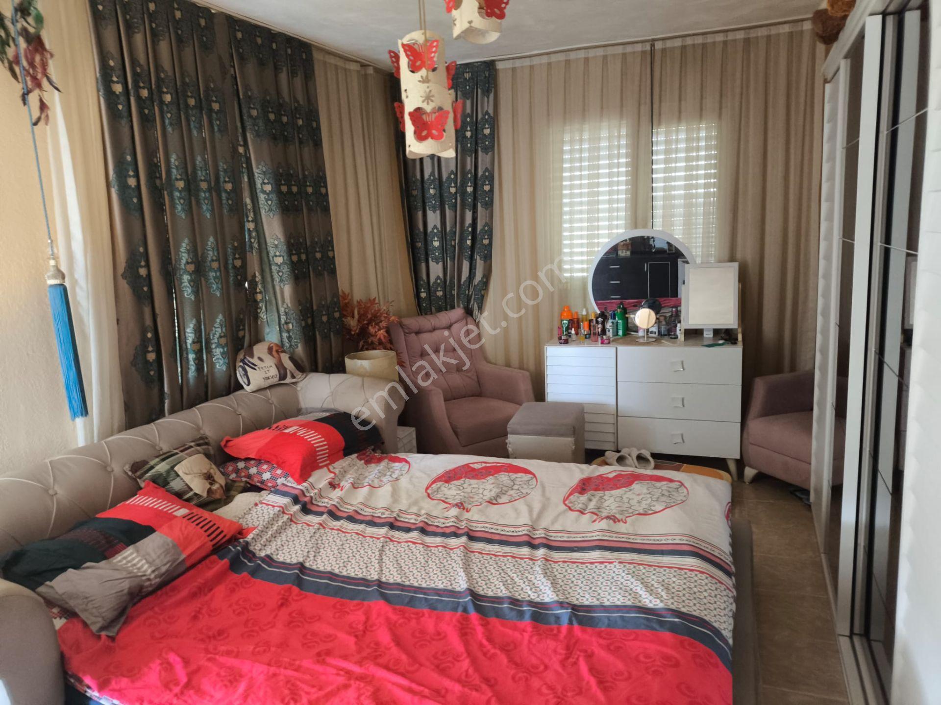Seferihisar Beyler Köyü’nde Oturmaya Hazır Müstakil Köy Evi - Görsel 15