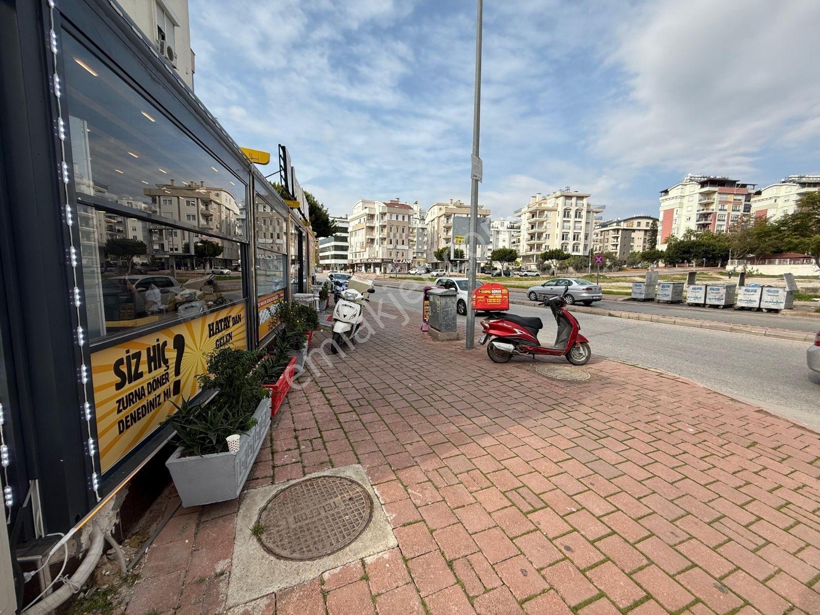 Özçelebi'den Zurna Döner Devren Kiralık Konyaaltı Köşe Dükkan - Görsel 23