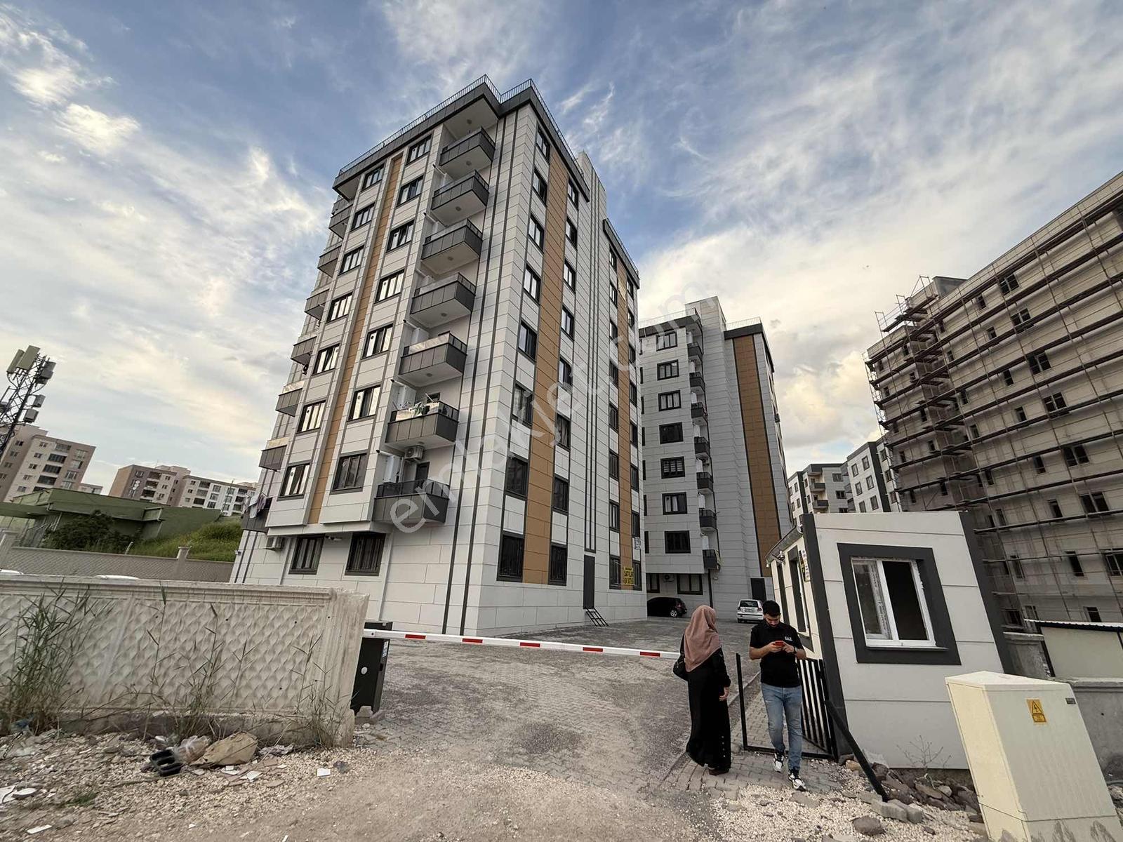 Burhan Kılınç'dan Eşyalı Kiralık 1+1 Merkezi Konumda - Görsel 11