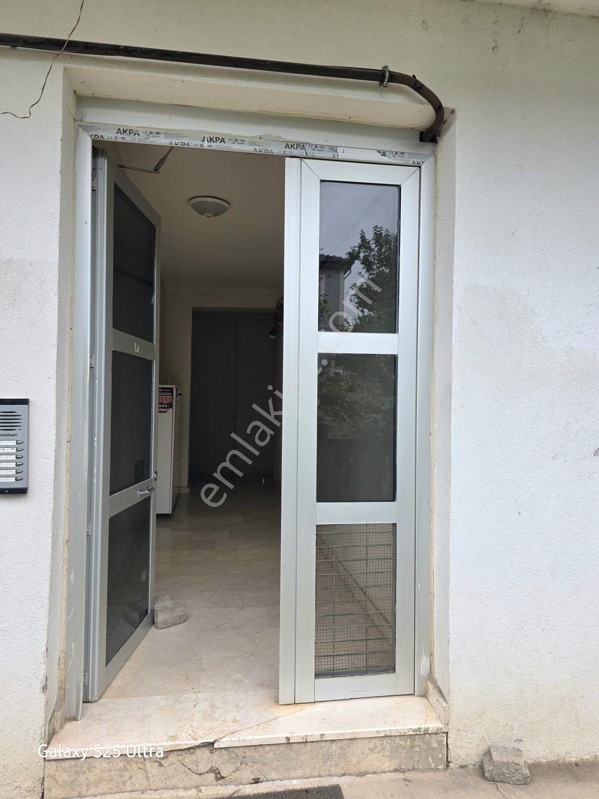 Yeşilyurtta 160 M² Bahçe Dubleks! Aile Yaşamı İçin Ferah Bir Ev - Görsel 2