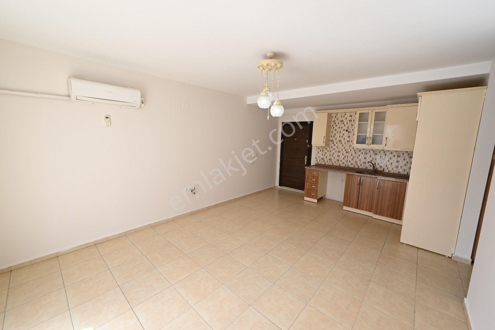 Üstünkent Gayrimenkul'den Çiftlikköy Kampüs Yanı Batı Cepheli Kiralık 1+1 - Görsel 3