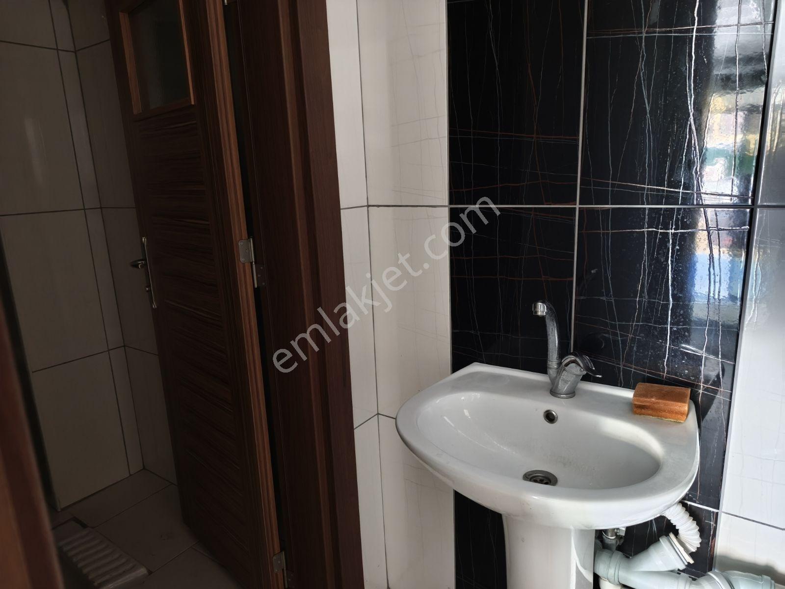Aslım Caddesine Yakın Arlı'da Kiralık Dükkan 280 M² - Görsel 5