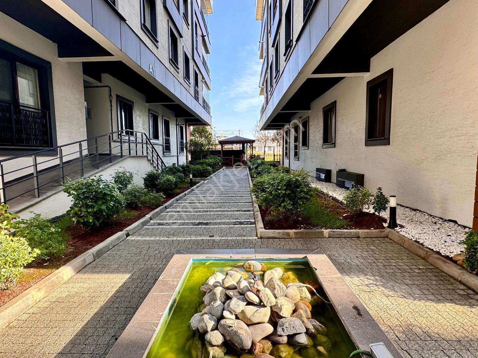 Remax Ten Beylikdüzü Kavaklı Mahallesi Yeditepe Loca Sitesi 2+1 - Görsel 17