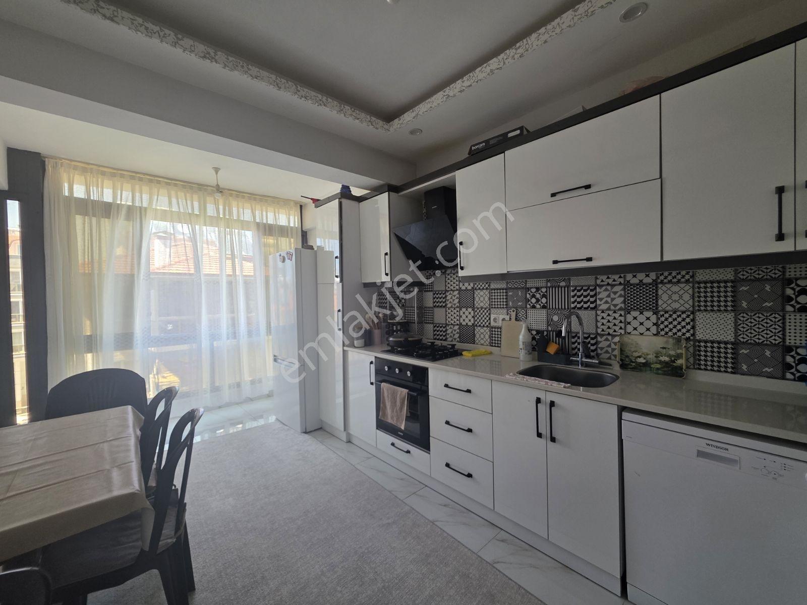 Karaçalı'da Ayrı Mutfaklı, Teraslı, Ferah, 4+1 Yeni Daire - Görsel 5