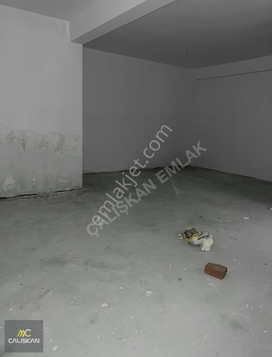 Güneşli Mah. Kiralık Geniş Ve Bodrumlu 200 M2 Dükkan - Görsel 16