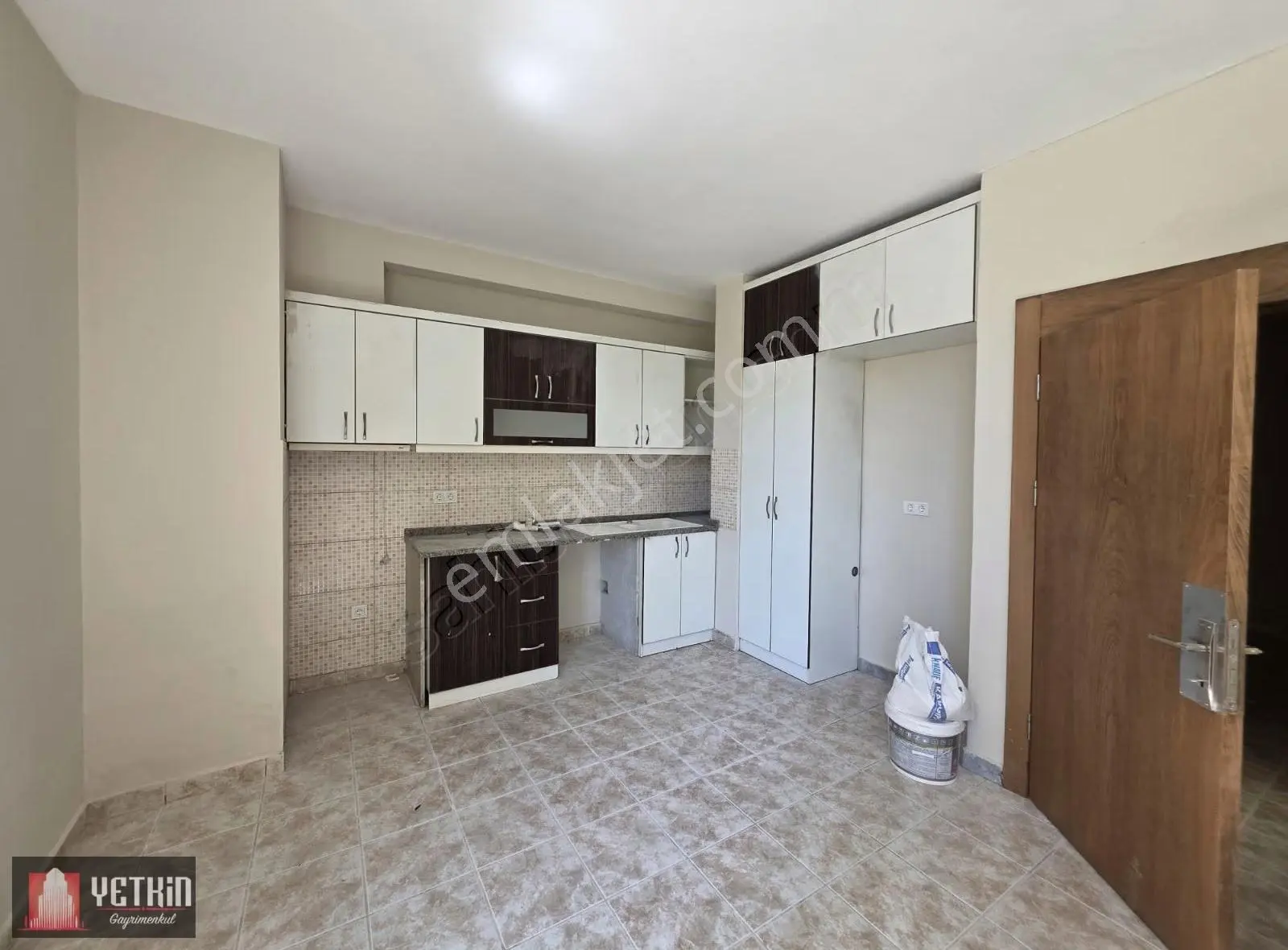 Yetkin'den Kadıpaşa'da Giriş Kat 2+1 Kiralık Ebeveyn Daire - Görsel 5