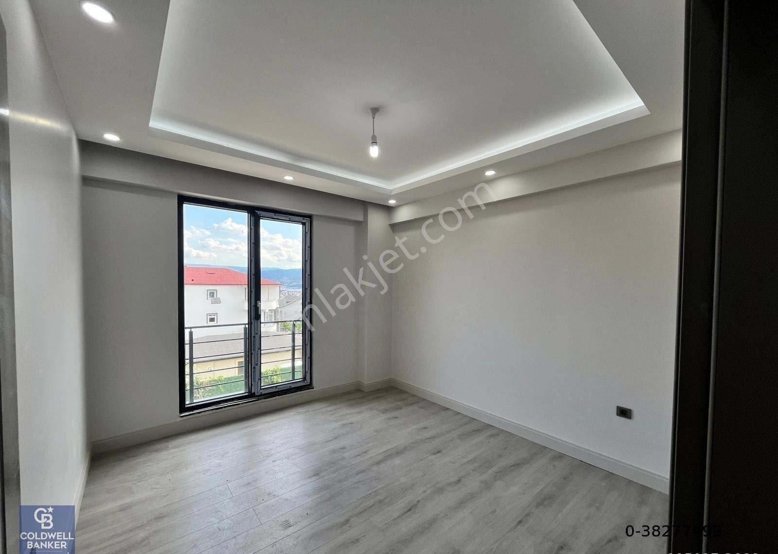 Derince Çınarlı'da Deniz Manzaralı Özel Tasarım Müstakil Villa - Görsel 5