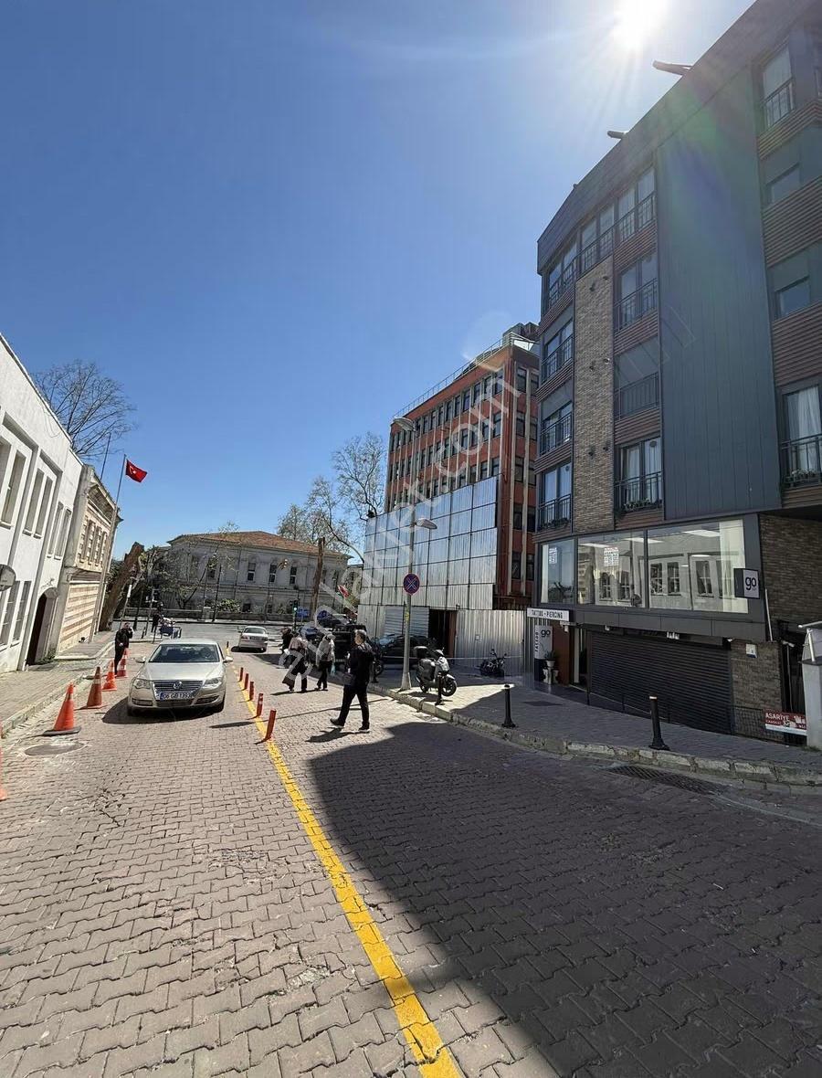 Çırağan 140mdepolu Bahçeli Yeni Bina Her Türlü İşe Müsait İşyeri - Görsel 25